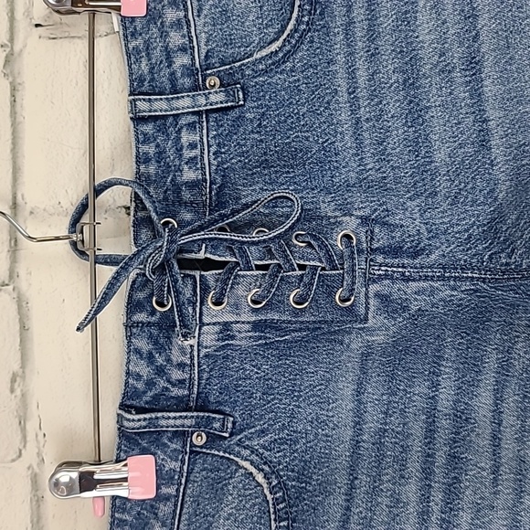 PacSun Stretch Low Rise Raw Hem Denim Shorts in Light Blue - NWT - Picture 8 of 16